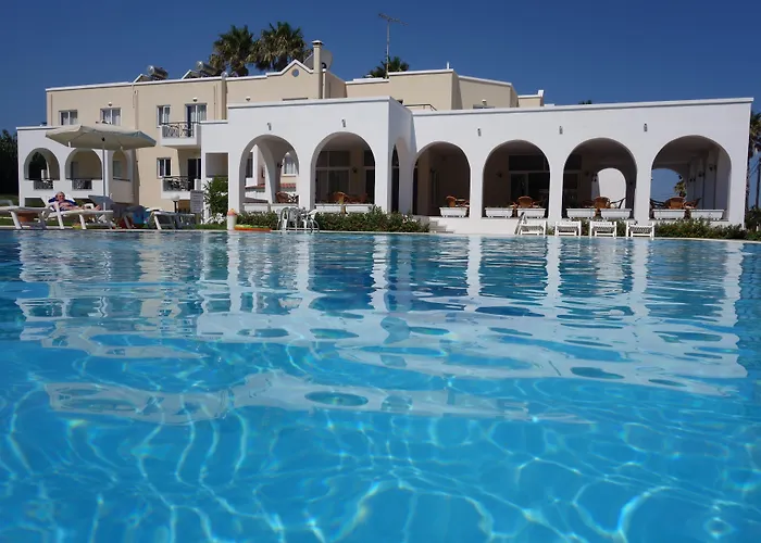 Andromeda Hotel Apartments Psalidi 